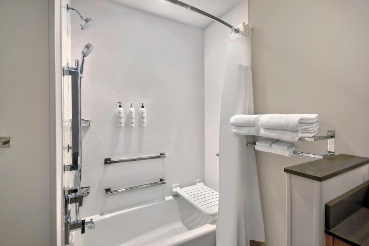 Fairfield By Marriott Inn & Suites Cincinnati North 웨스트 체스터 외부 사진